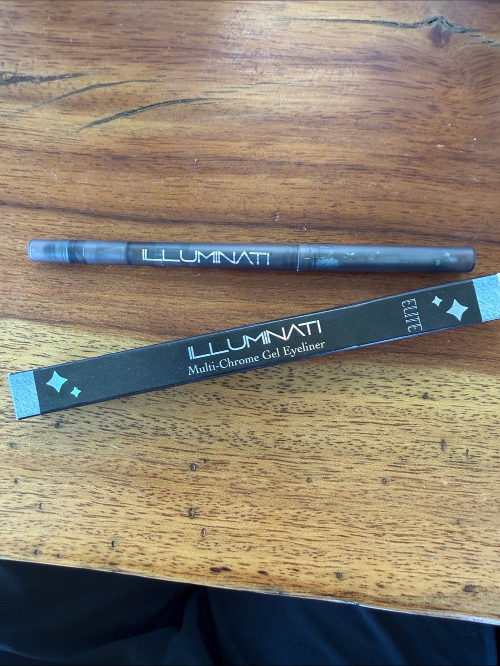 ILLUMINATI multi chrome gel eyeliner elite pc
